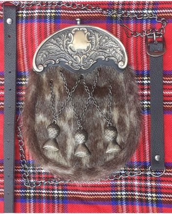 Thistle Antique Tassel and Cantle Seal Skin Sporran     